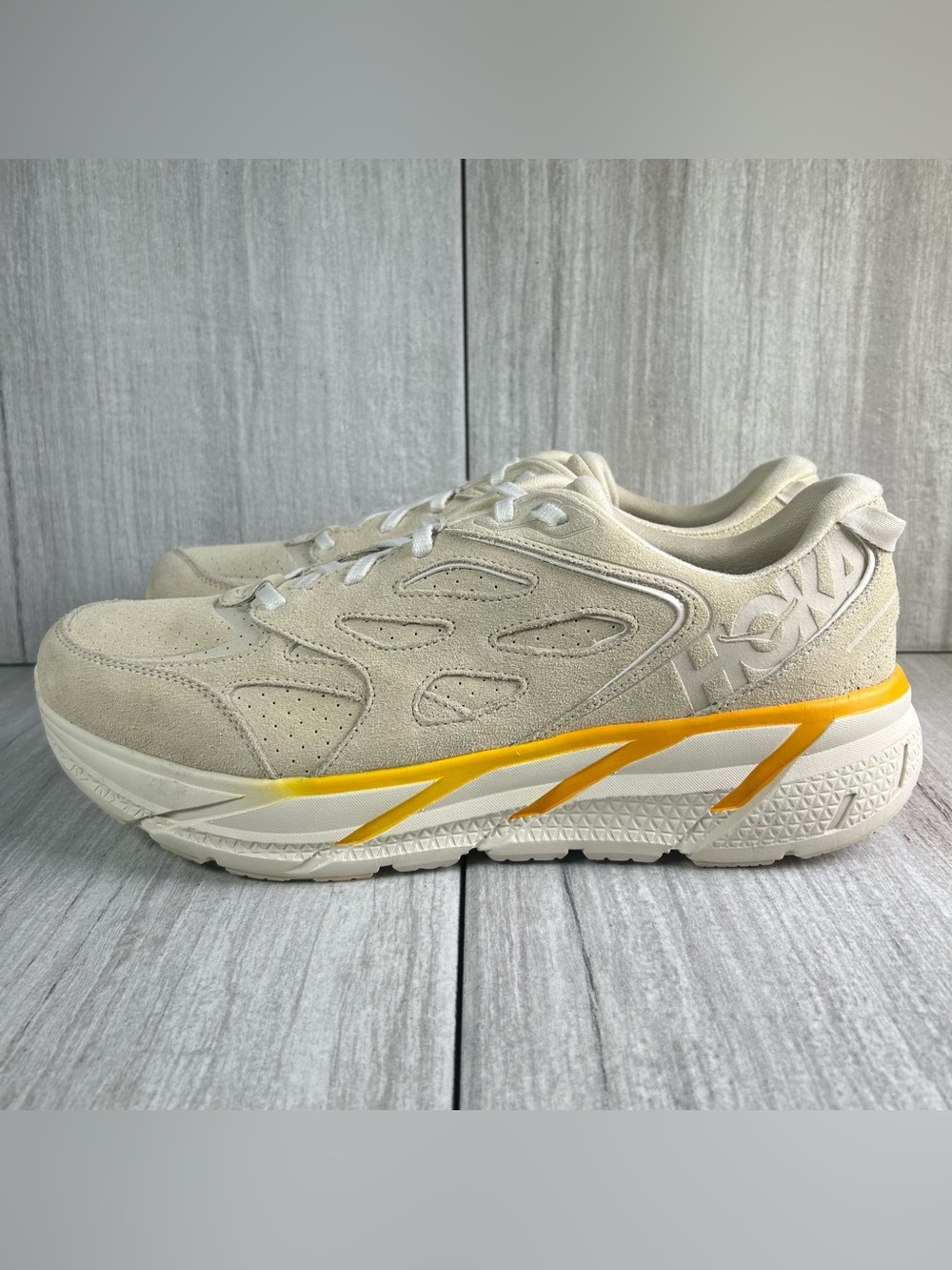 NEW Hoka One One Clifton L Suede Cream Beige Running Sneakers Men’s Size 14